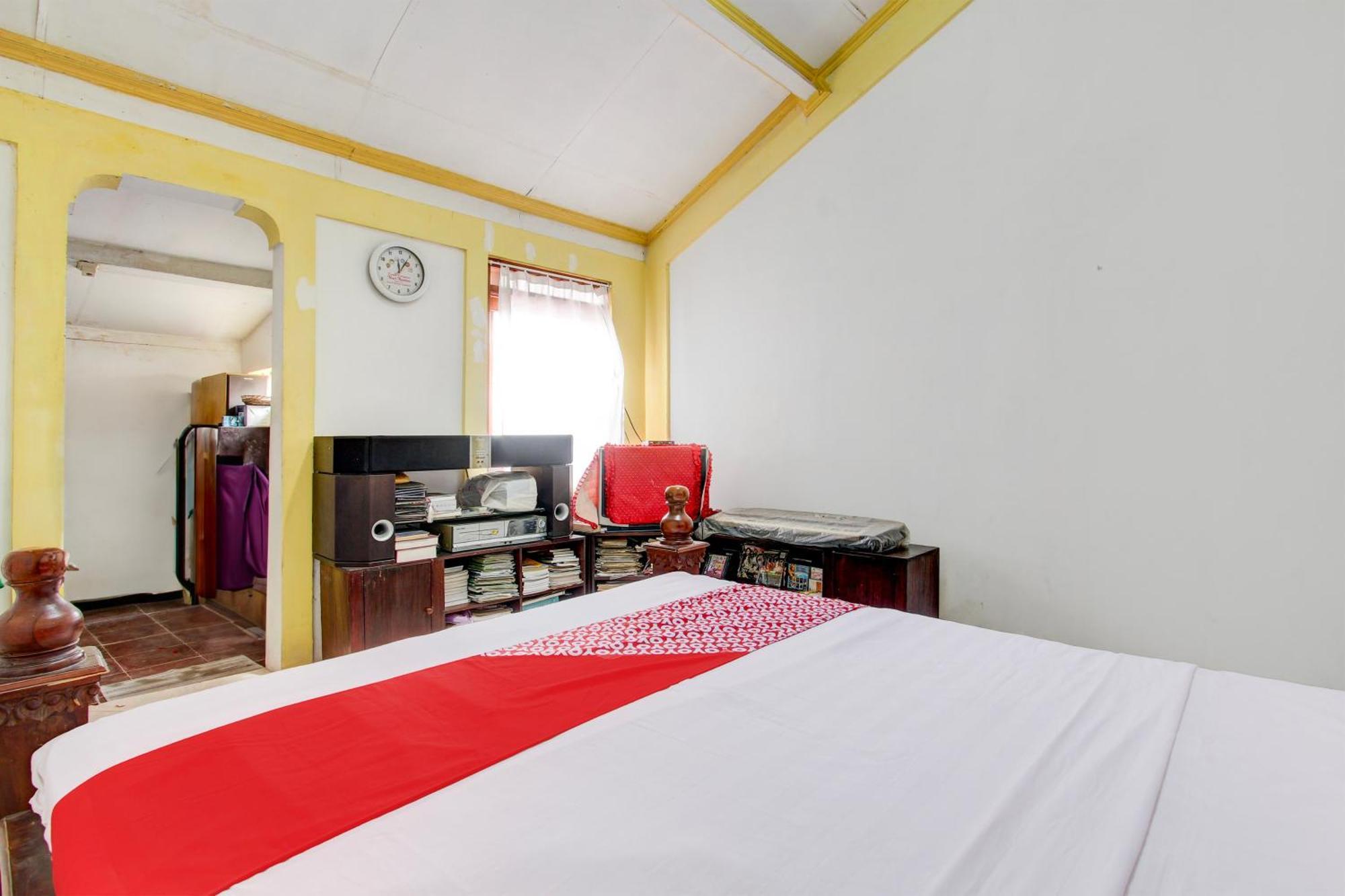 Oyo 94000 Omah Citra Genia Homestay Ngaglik Bagian luar foto