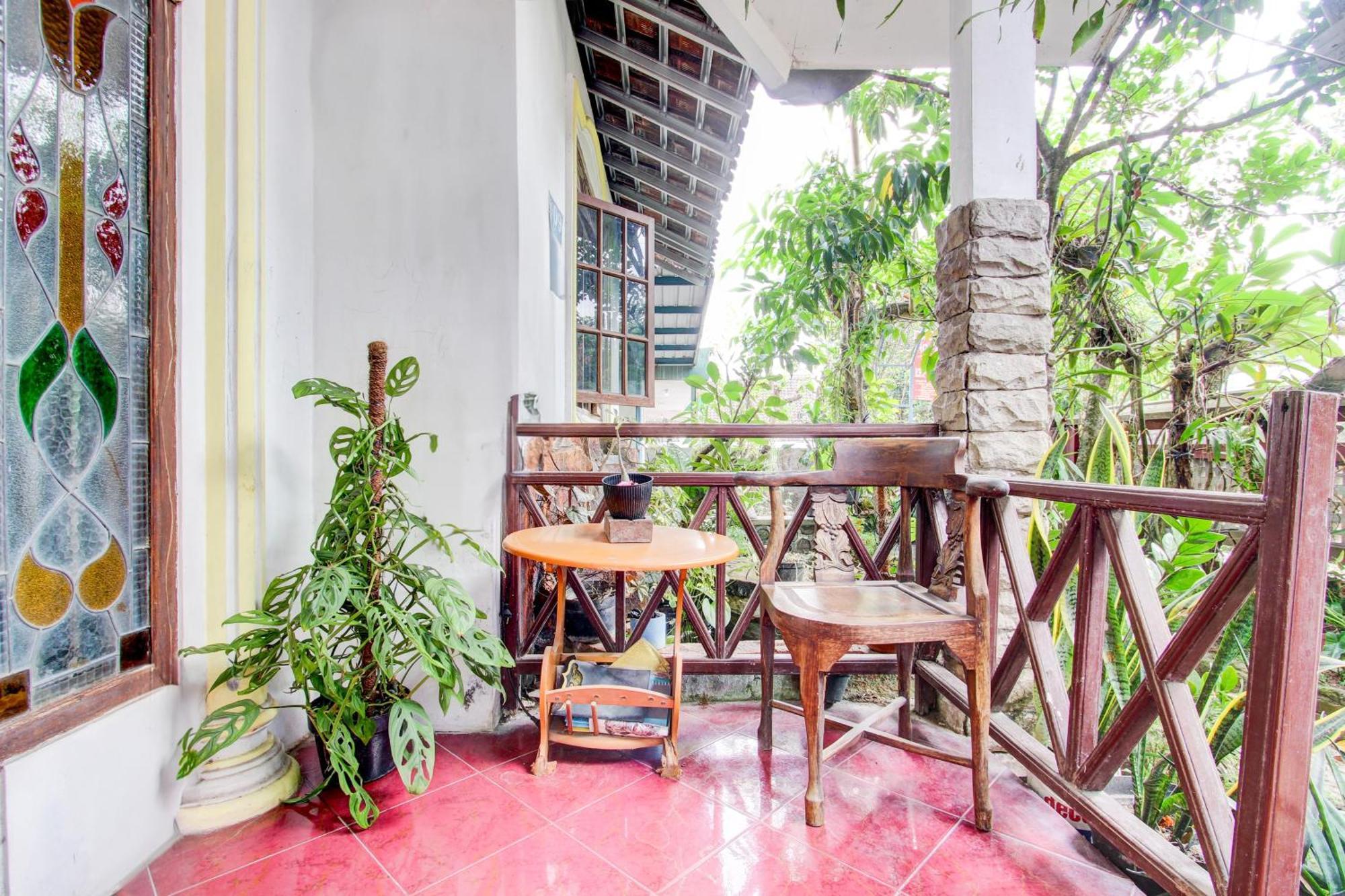 Oyo 94000 Omah Citra Genia Homestay Ngaglik Bagian luar foto